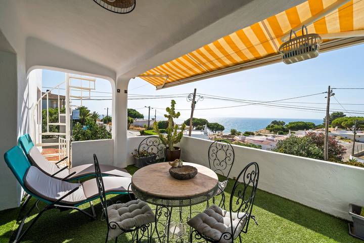 Ferienhaus für 4 Personen, mit Balkon in Lagoa