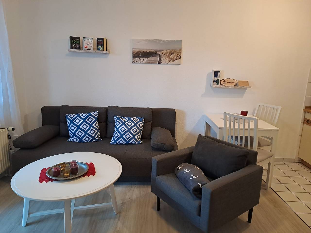 Ganze Wohnung, Apartment „Ankerplatz“ mit gemeinsamer Terrasse in Westeraccumersiel, Dornum