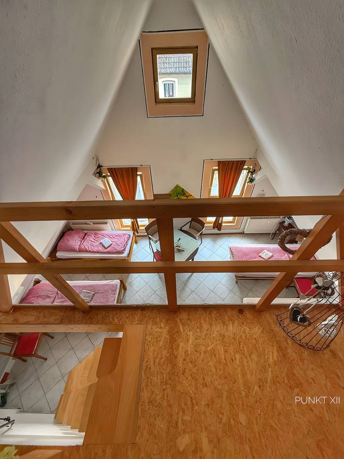 Ferienwohnung für 11 Personen, mit Garten