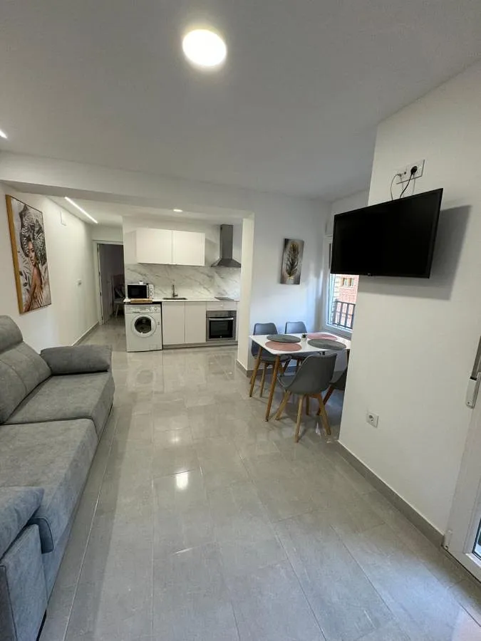 Ferienwohnung für 5 Personen, mit Balkon - 1
