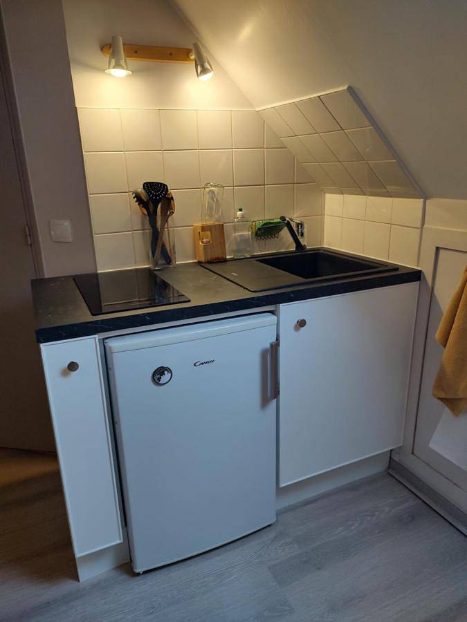 Quadruple Room with Private Bathroom in Caen, Région de Caen