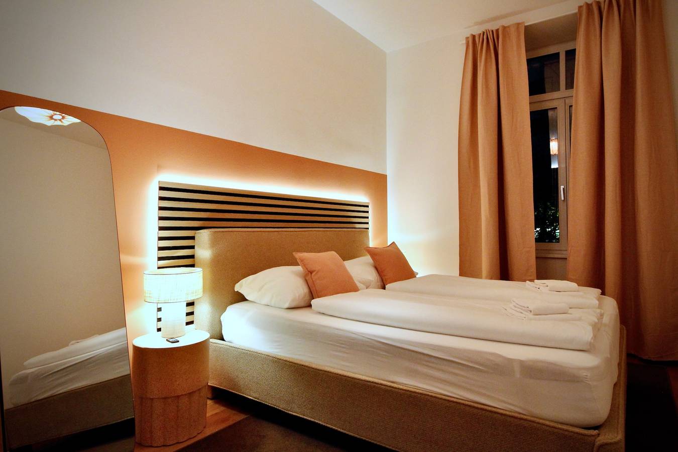 Ολόκληρο το διαμέρισμα, Stylish Home in Vienna’s Central 9th District in Βιέννη, Vienna Woods