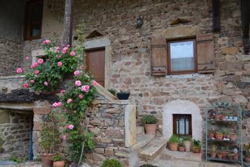 Gîte pour 4 Personnes dans Bourgvilain, Région de Mâcon, Photo 1