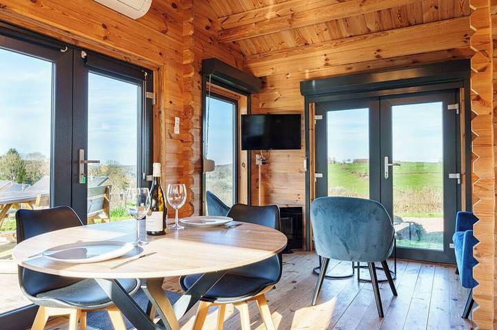 Chalet pour 4 personnes, avec jardin et terrasse dans le Parc naturel régional du Morvan