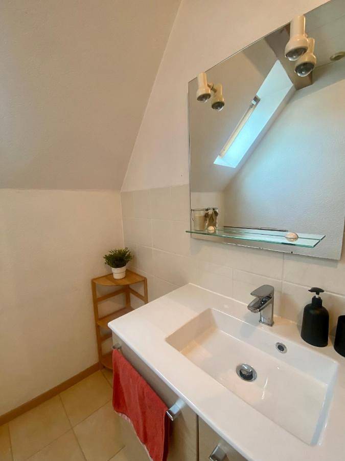 Appartement de vacances entier, Double Room with Private Bathroom in Gougenheim, Région de Strasbourg
