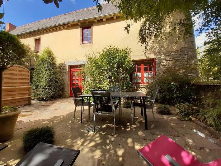 Location de vacances pour 4 personnes, avec Terrasse et Jardin à La Baussaine