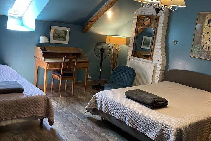 Location de vacances pour 14 personnes, avec jardin, animaux acceptés à Cours-de-Pile - 4