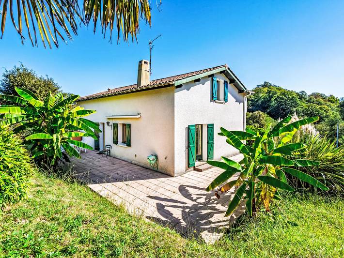 Holiday home for 8 people, with terrace and garden - 1