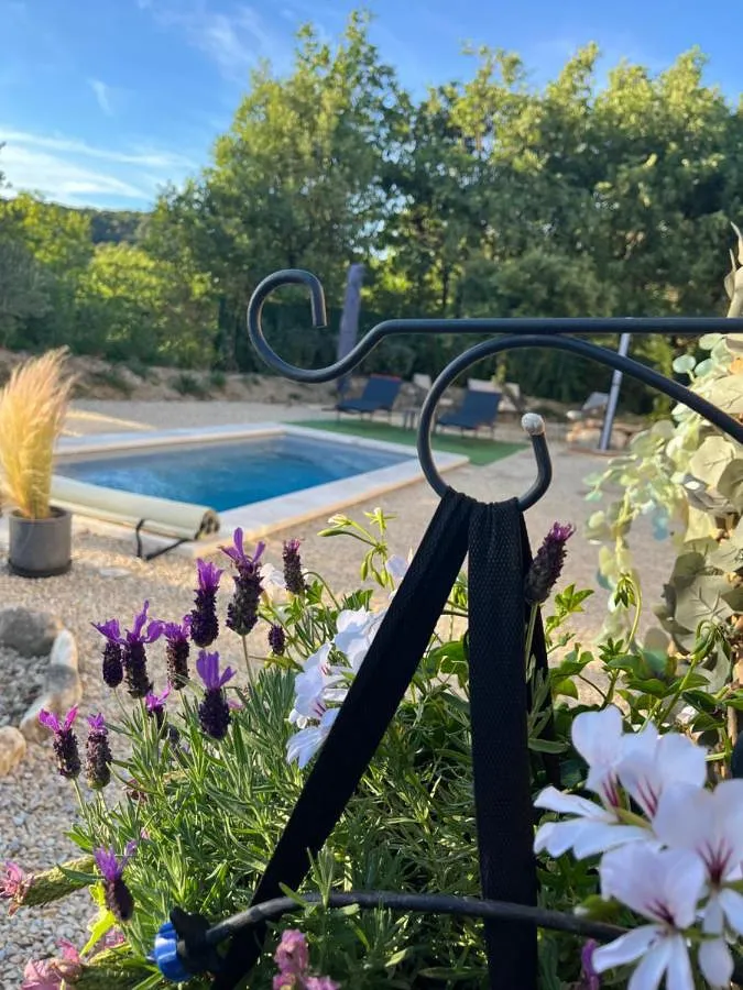 Apartamento de vacaciones para 3 personas, con piscina además de vistas y jardín, Familias con niños - 1