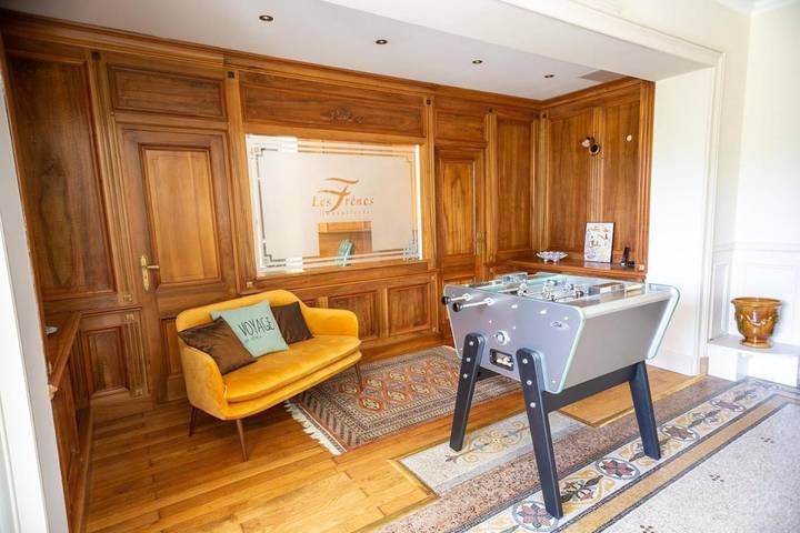 Maison d’hôte pour 12 personnes, avec jardin ainsi que vue et piscine, animaux acceptés à Avignon - 4