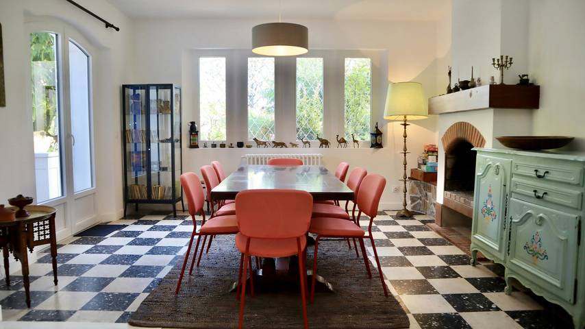 Location de vacances pour 10 personnes, avec jardin et terrasse, adapté aux familles à La Crau - 2