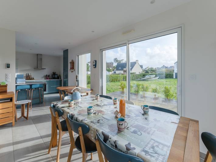 Location de vacances pour 10 personnes, avec jardin ainsi que piscine et terrasse à Saint-Pabu - 4