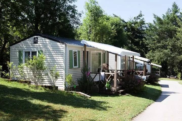 Camping pour 4 personnes, avec Terrasse et Vue