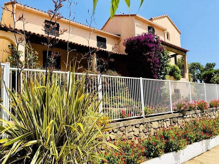 Ferienwohnung für 4 Personen, mit Pool, mit Haustier in Propriano