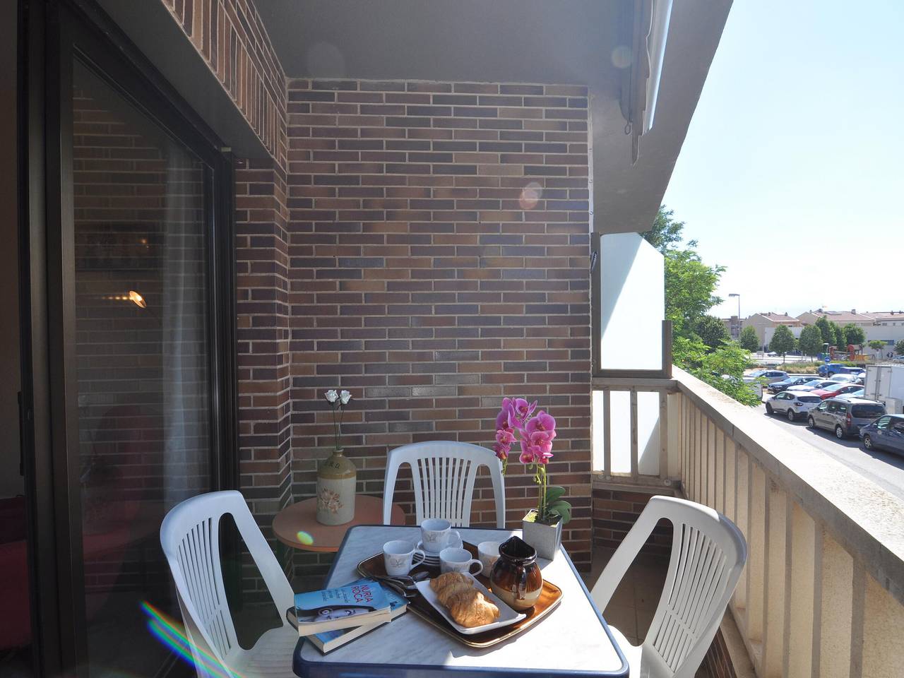 Ganze Wohnung, Moderne Ferienwohnung in Roses: 2 Schlafzimmer, Pool, Terrasse, 700m zum Strand in Roses, Oberampurien