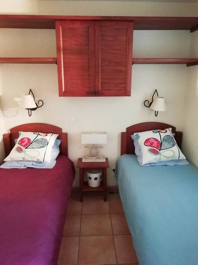 Gîte pour 4 personnes, avec piscine et bassin pour enfant ainsi que jardin et vue à Uhart-Cize - 4