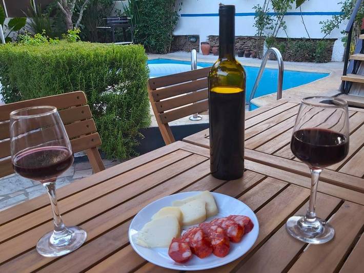 Casa de férias para 8 pessoas, com jardim e jacuzzi em Aljustrel
