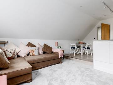 Cottage for 4 People in Poole, South West England, Photo 2