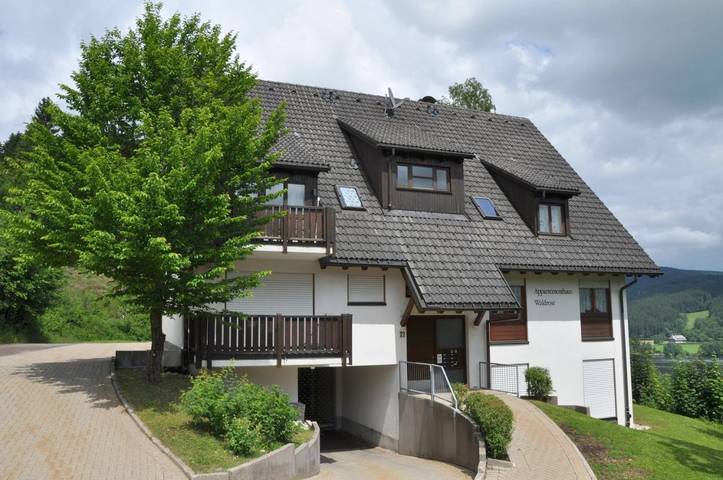 Vakantiewoning voor 5 personen, with terras and uitzicht op het meer as well as uitzicht in Titisee