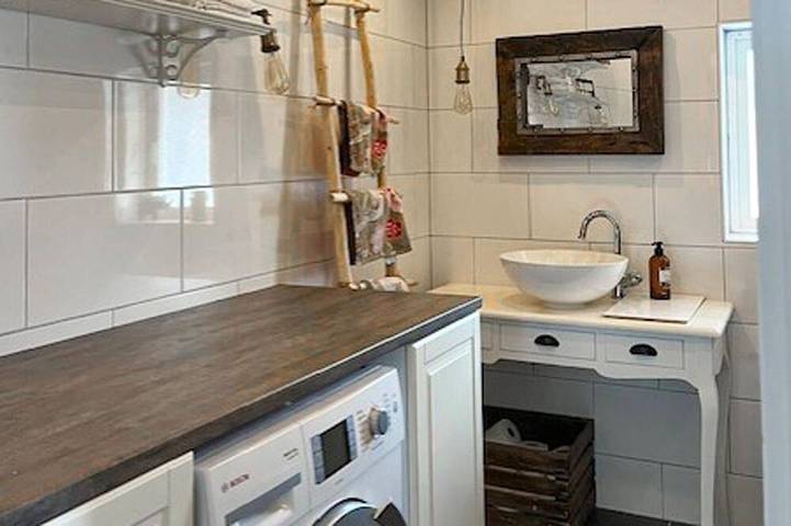 Beautiful home in Strängnäs with sauna in Strängnäs, Mälaren