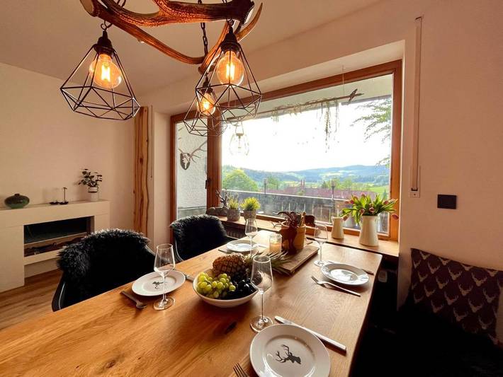 Ferienwohnung für 5 Personen, mit Sauna und Ausblick sowie Pool und Garten in Missen-Wilhams