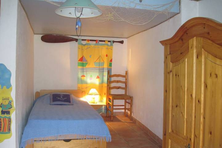 Location de vacances pour 6 personnes, avec jardin et terrasse à Le Rove - 4