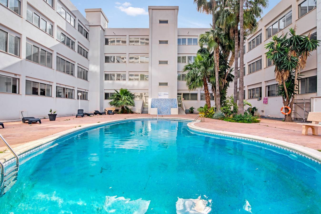 Ganze Wohnung, Ferienwohnung Luisa mit Meerblick, Gemeinschaftspool, Terrasse und Wlan in Platja del Cantal Roig (Calpe), Calpe