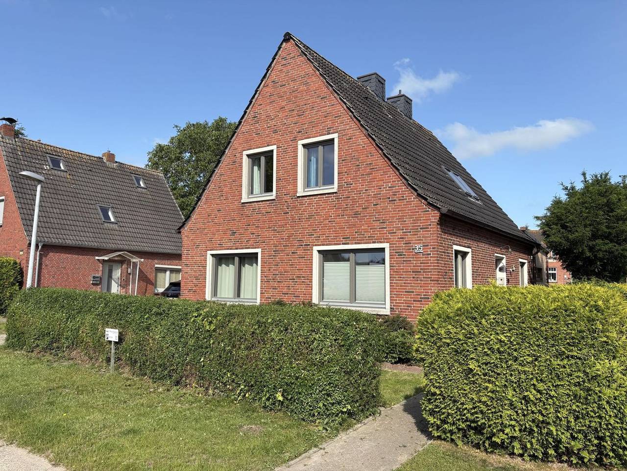 Am Tief - Ferienhaus am Kanal auf 140qm für bis zu 7 Personen und Hunde! in Emden, Nordseeküste