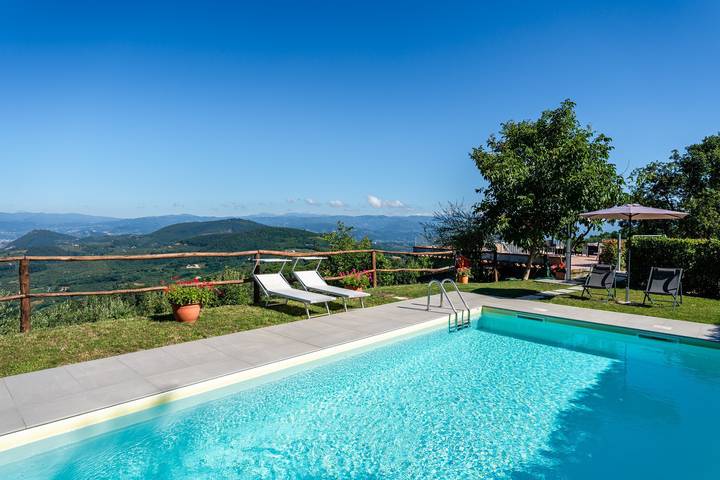 Ferienhaus für 9 Personen, mit Garten und Whirlpool in der Toskana - 4