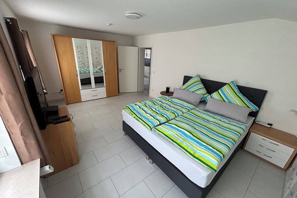 Ganze Wohnung, Ferienwoh. m Balkon, Ländlichen & Zentral. Nähe Arena auf Schalke und Movie Park in Marl, Kreis Recklinghausen