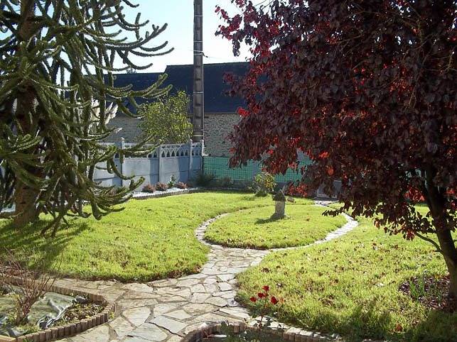 Gîte pour 5 personnes, avec terrasse et jardin à Taupont - 2