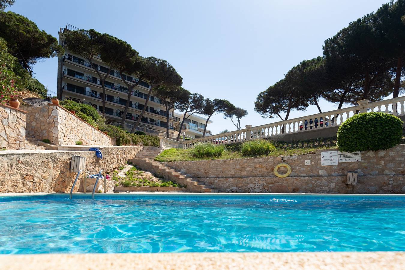 Apartamento entero, Apartamento 'Senya Salvi' con vistas al mar, Wi-Fi y aire acondicionado in Sant Feliu de Guíxols, Costa Brava