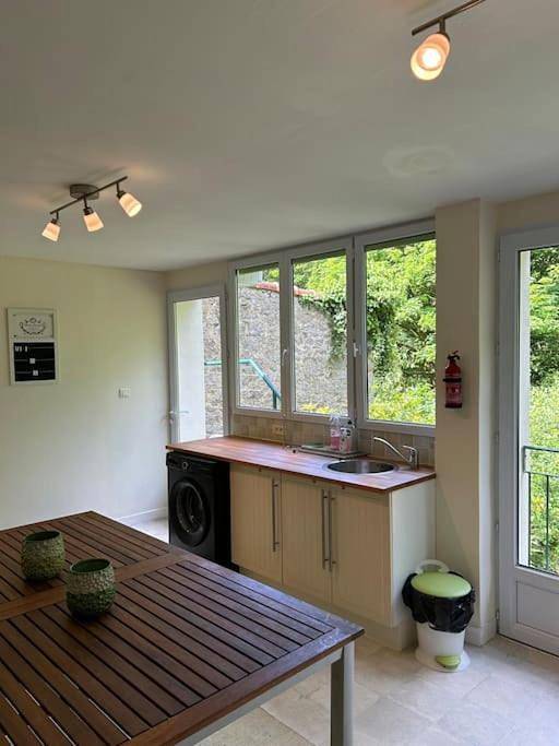 Location de vacances pour 6 personnes, avec vue et jardin, animaux acceptés dans Forêt d'Huelgoat - 3