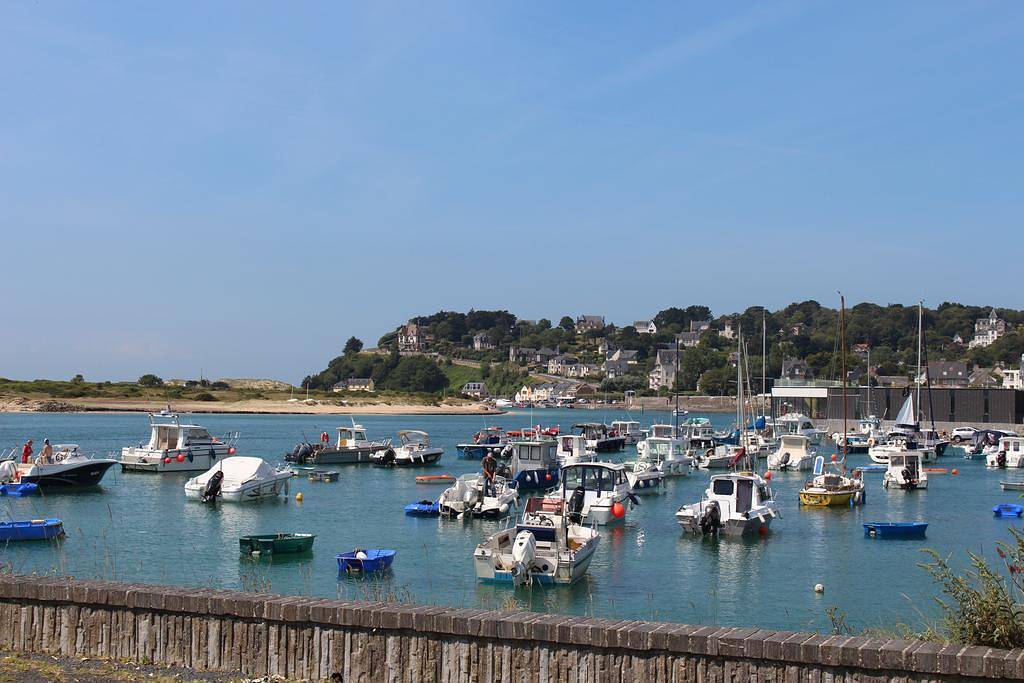 Plein Soleil in Barneville-Carteret, Côte de la Déroute