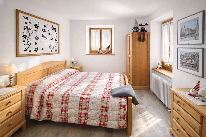 Ganze Wohnung, Die Alte Canonica Natur und Ruhe mit Wi-Fi PetFriendly Terrasse mit Hundebereich in Montagnaga (Baselga di Pinè), Baselga di Pinè