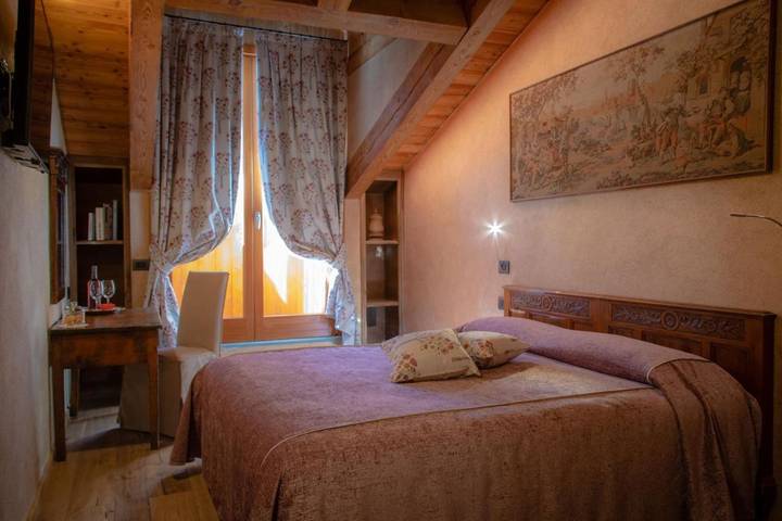 Gîte pour 4 personnes, avec terrasse et vue, animaux acceptés à Comune di Saint-Pierre - 3