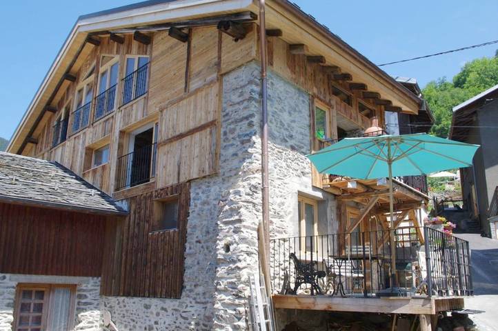 Location de vacances pour 6 personnes, avec Terrasse à Bozel