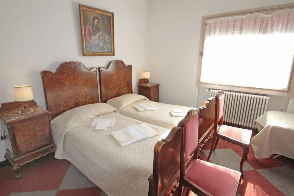 Ganze Wohnung, Lungolago in Lavena Ponte Tresa, Luganer See (Lombardei)