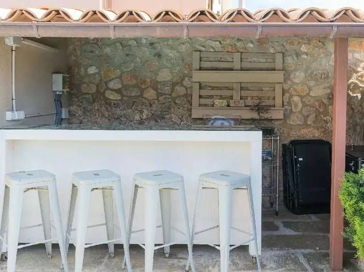 6 personas in Caimari, Selva (Mallorca)