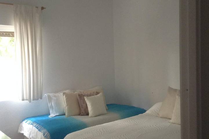 Appartamento intero, CentroTorremolinos, spiaggia, accogliente, spaziosa, Wi-Fi, aria condizionata, spaziosa in Torremolinos Centre, Torremolinos