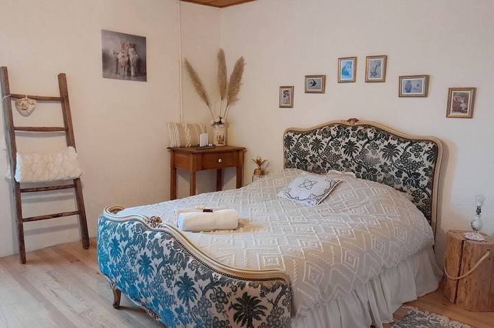 Location de vacances pour 2 personnes, avec terrasse, animaux acceptés à Gaillac-d'Aveyron - 3