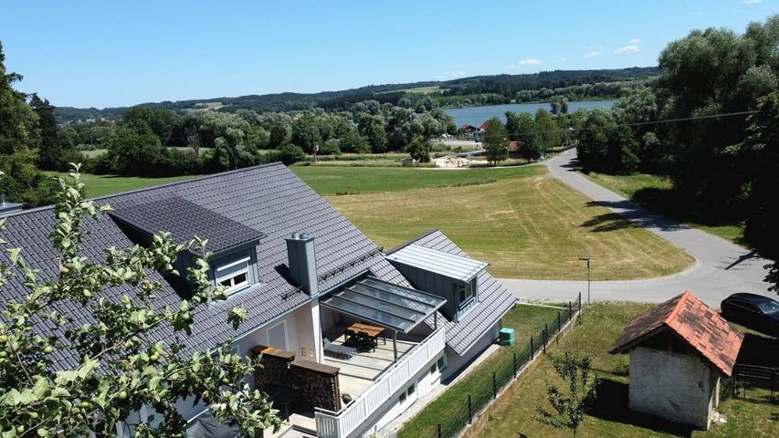 Ferienwohnung für 4 Personen, mit Terrasse und Seeblick sowie Ausblick in Schwaebisches Donautal - 3