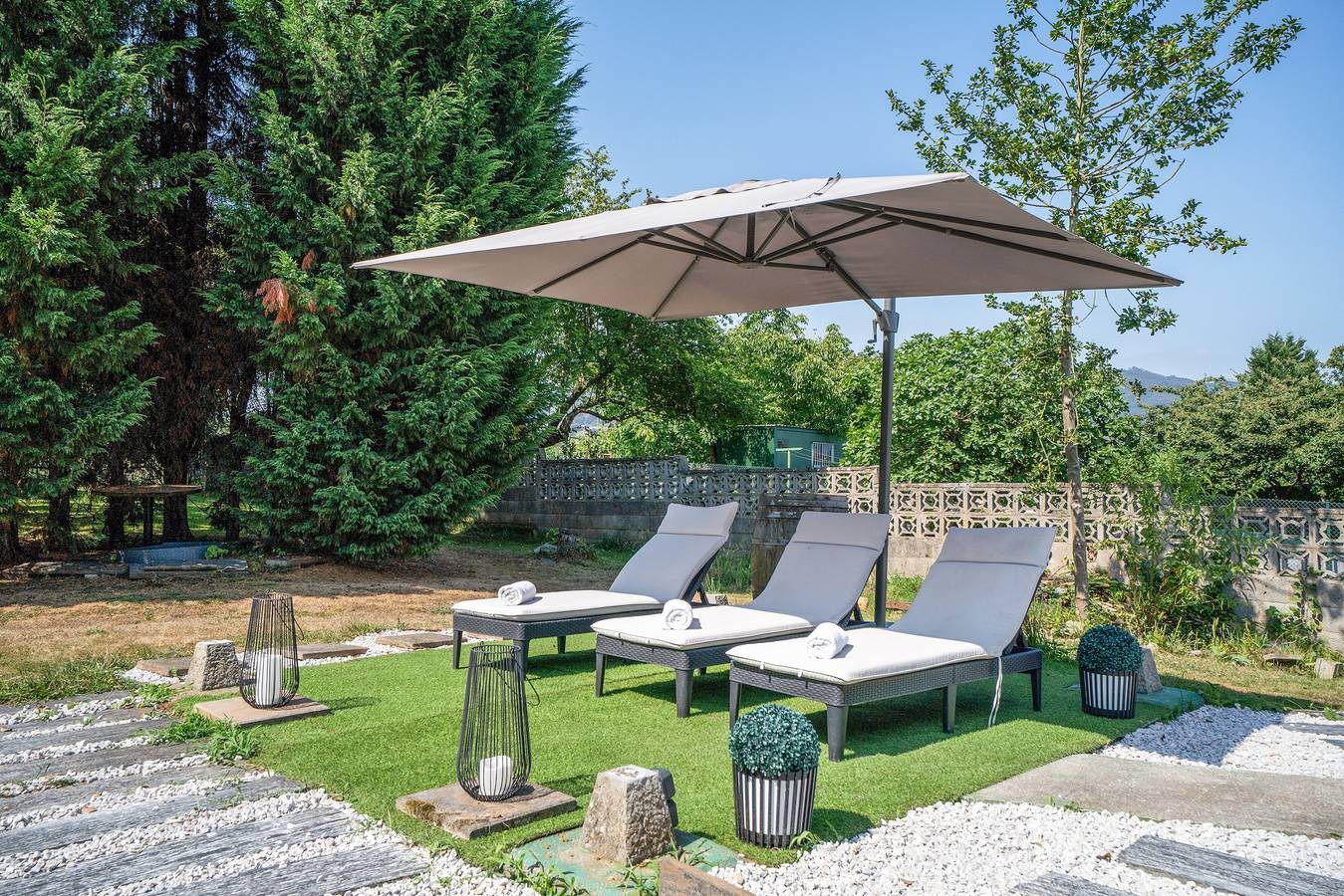 Casa de vacaciones 'Romeo' con vistas a la montaña, piscina privada y Wi-Fi in Oviedo, Cordillera Cantábrica