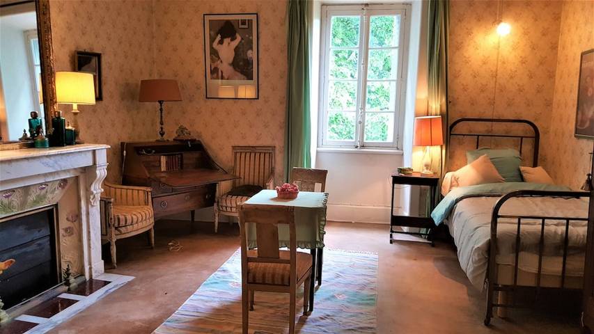 Location de vacances pour 9 personnes, avec jardin ainsi que terrasse et piscine à Berrias-et-Casteljau - 4