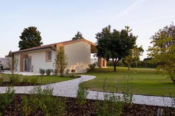 Cottage pour 2 personnes, avec piscine ainsi que vue et jardin, animaux acceptés à San Biagio di Callalta