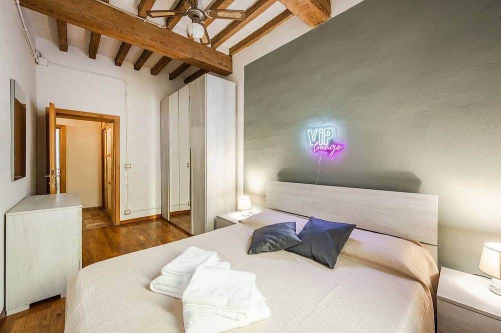 Entire apartment, Binario 11 – City Center, Station, Netflix in Modena, Modena Province