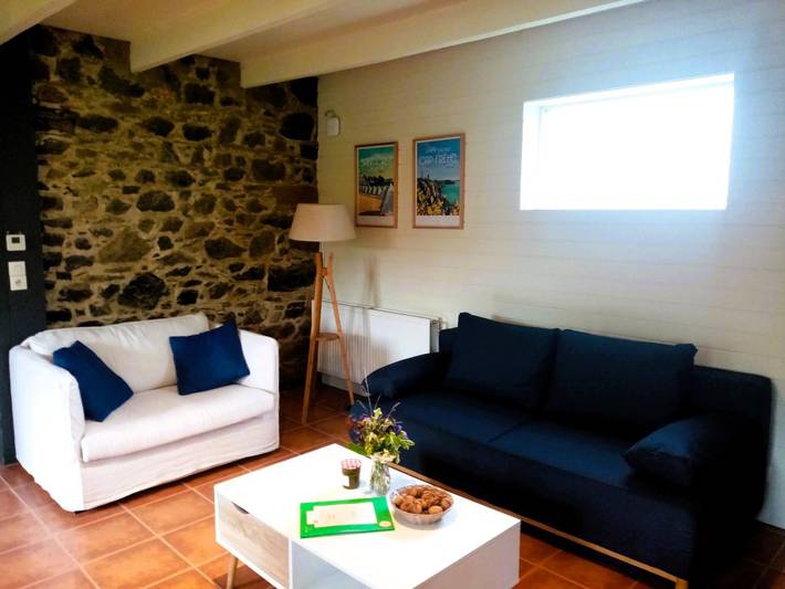 Gîte pour 6 personnes, avec terrasse et jardin à Hénanbihen - 3