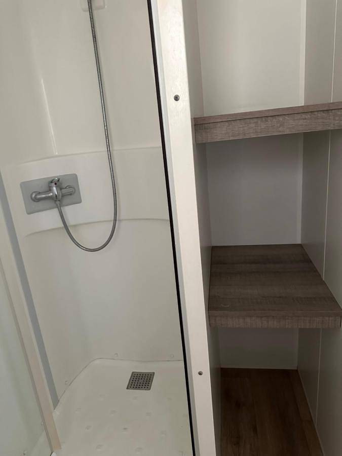 Camping pour 6 personnes, avec piscine et terrasse ainsi que bassin pour enfant et vue, animaux acceptés à Castellane - 3