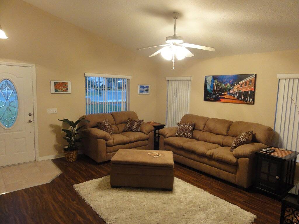 Haustierfreundliches Haus auf ruhigen Sackgasse in Mount Dora, Lake County