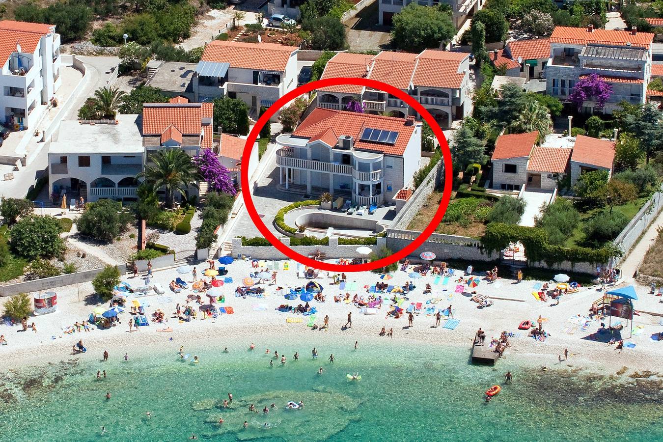 Ganze Wohnung, 1-Zimmer-Ferienwohnung am Strand Rogoznica A-7557-b in Rogoznica, Šibenik-Knin